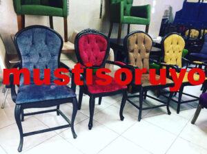 İKİNCİ EL PLASTİK TUVALET SEYYAR TEKLİ WC KALIN MALZEMEDEN 3 Klasik berjer cafe lokanta masa sandalye 120 TL