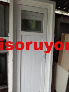 Çıkma PVC plastik tuvalet kapısı 120 TL
