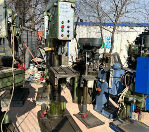 Yeni durumda çıkma inşaat tahtası bol kereste çatı kalıp 10 TOS MARKA ES35 M 32’LİK MATKAP TEZGAH (az kullanıldı bakımlı ucuz)