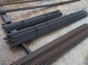 Çıkma pimapen pencere enkaz binadan çıkan pencereler 18 inşaat demiri çubuk demirler 12 metre burgulu çıkma demir